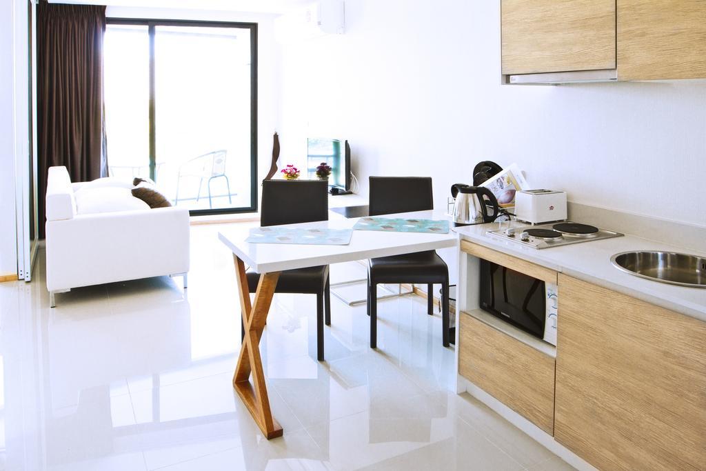 Acqua Apartments Jomtien Beach Room photo