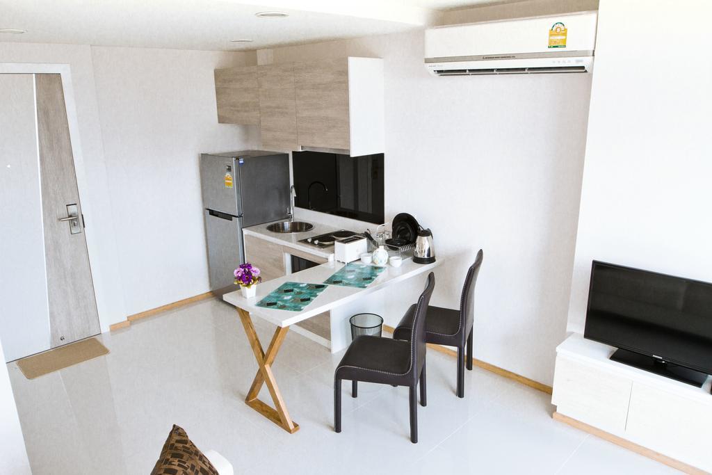 Acqua Apartments Jomtien Beach Room photo